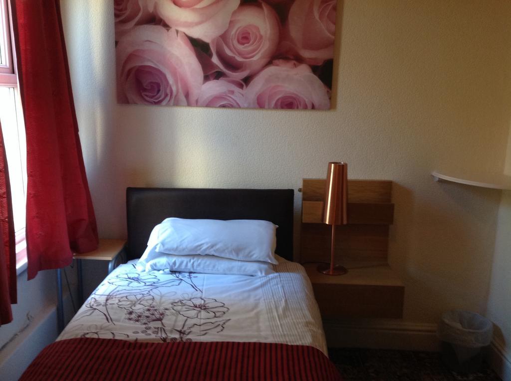 בלקפול Cowley Hotel חדר תמונה